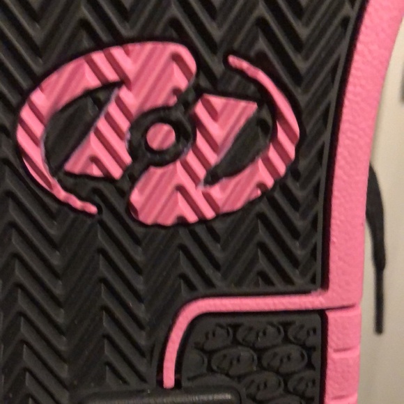 Heely’s - Picture 10 of 14